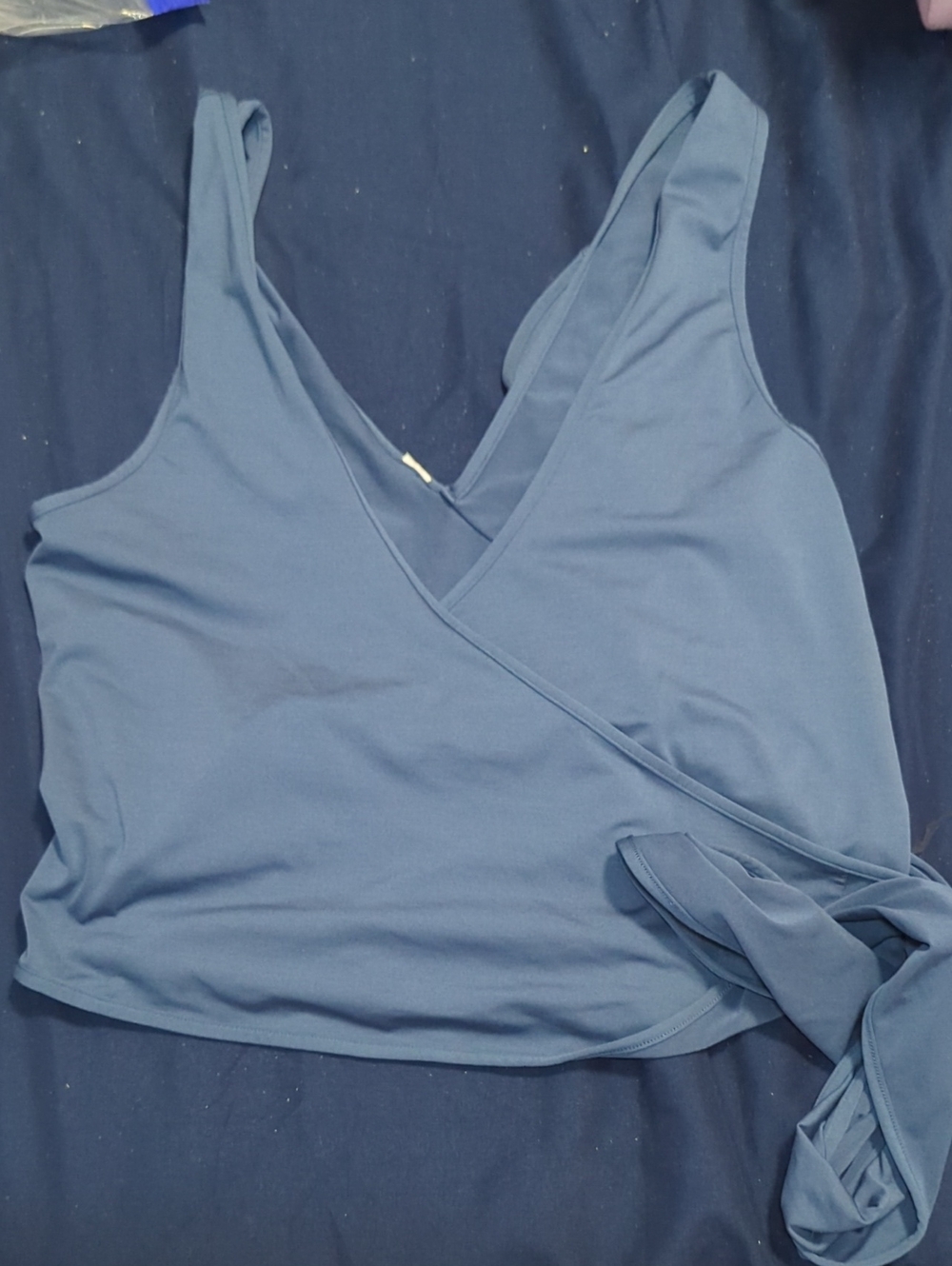 Lululemon Sleeveless Wrap Crop Top in Slate Blue Size 6